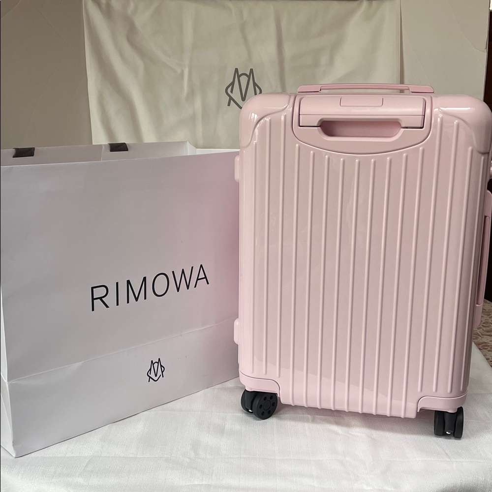 RIMOWA Ballerina Pink Carry-On - Picture 7 of 17